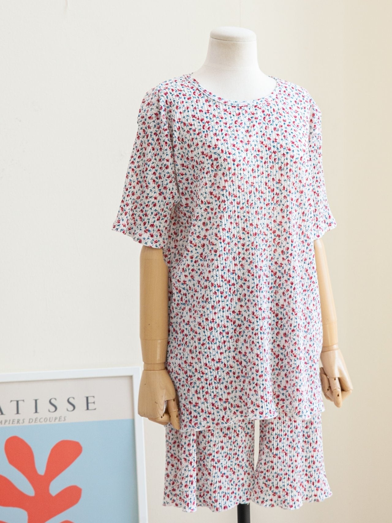 Cool Pleated Mom & Kids Matching Set (1+1 Deal)